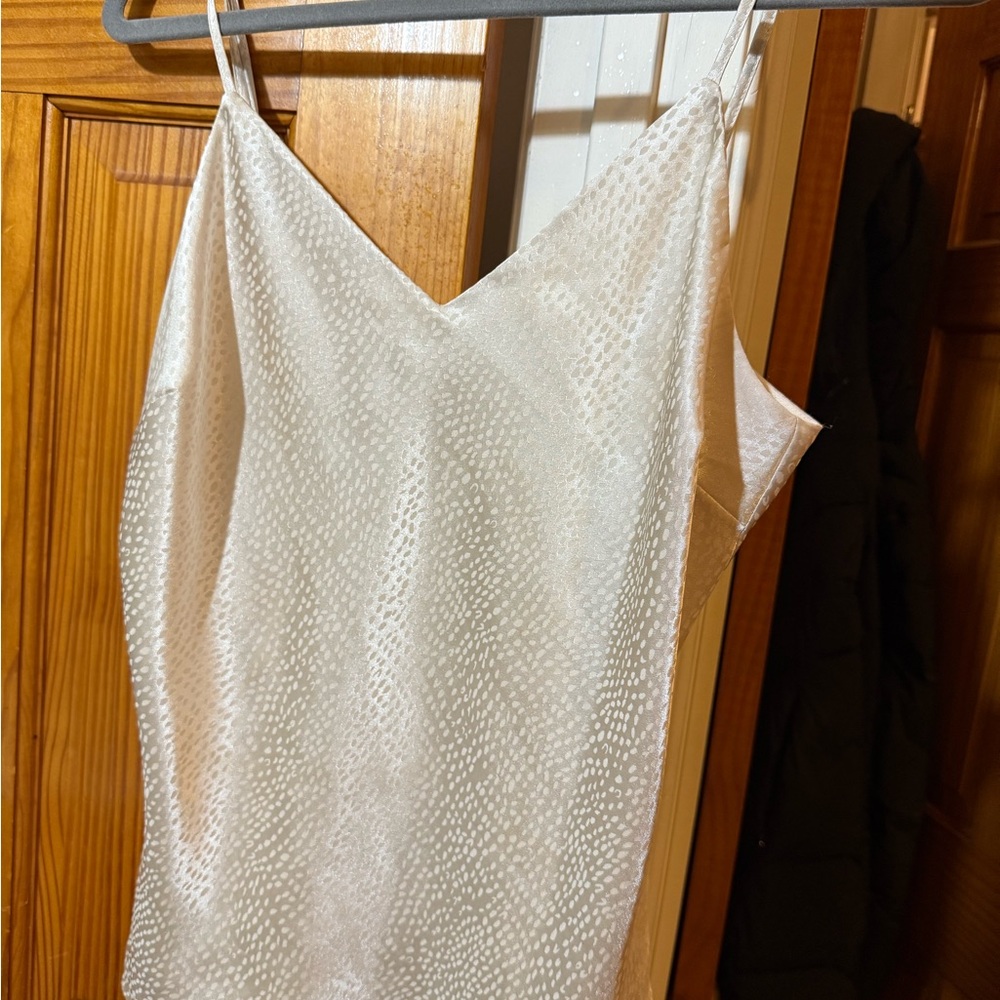 Cupcakes and Cashmere Elegant Cream tank Top